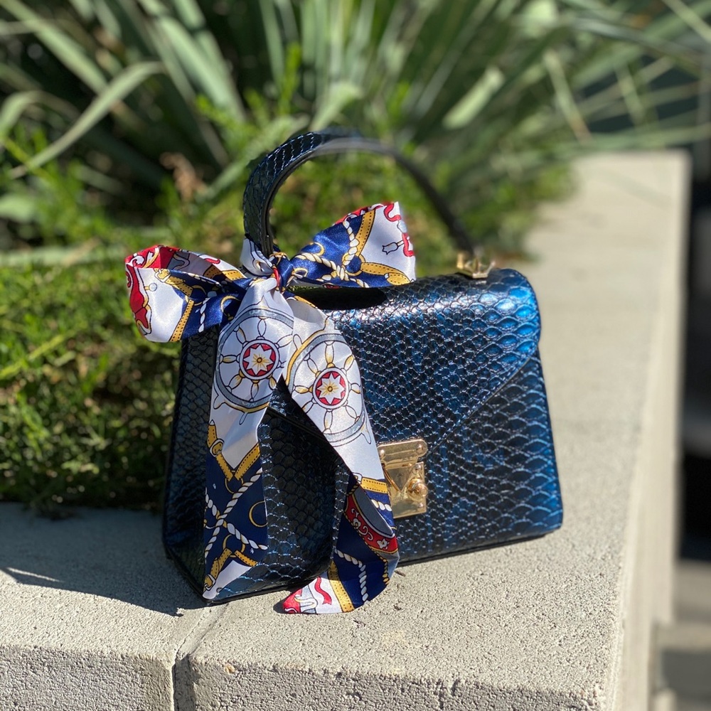 “Lyza” B’Lani Collections Purse